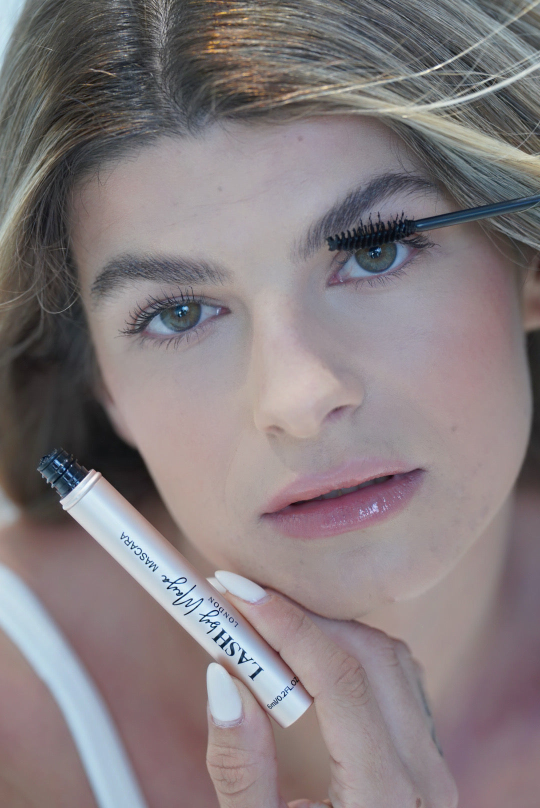 MASCARA VERRIJKT MET GROEISERUM